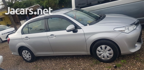 Toyota Axio 1,5L 2017-3
