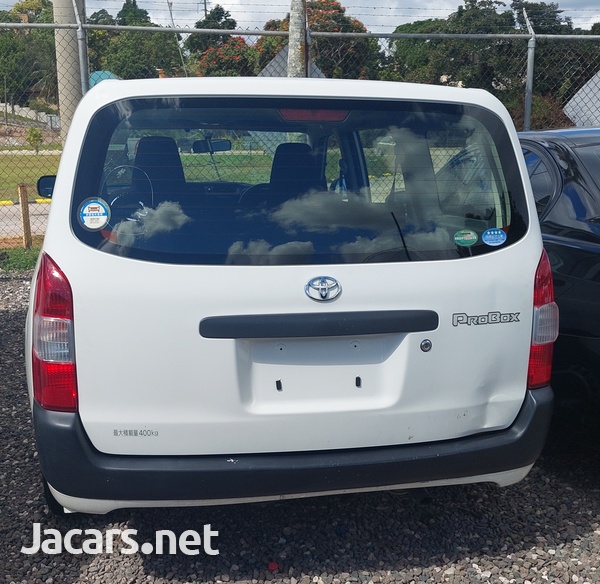 Toyota Probox 1,5L 2016-6