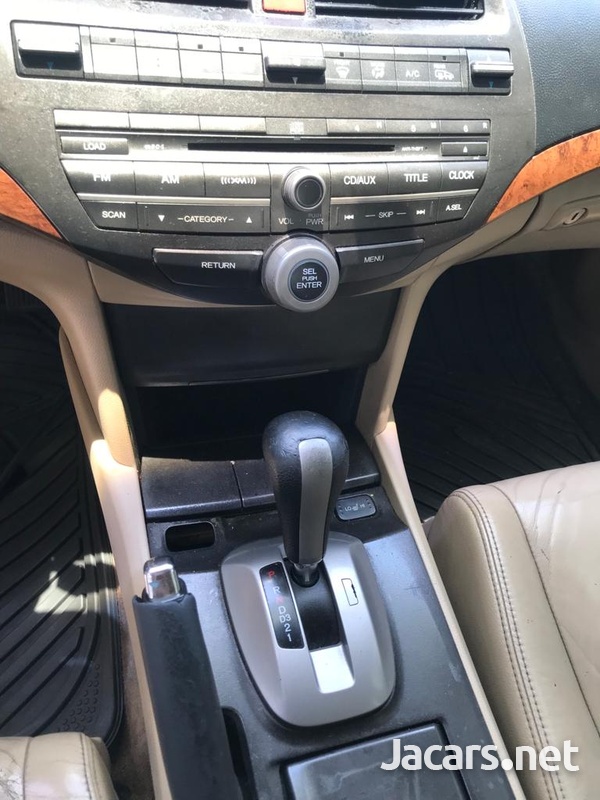 Honda Accord 3,5L 2011-3