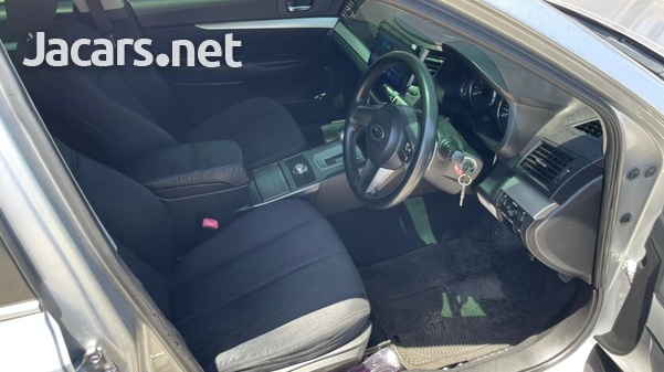 Subaru Legacy 1,8L 2012-7