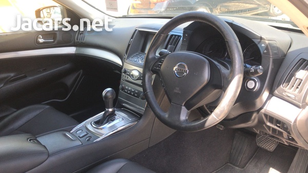 Nissan Skyline 2,5L 2013-7