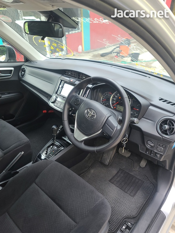 Toyota Axio 1,5L 2016-7