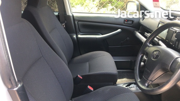 Toyota Probox 1,5L 2016-2