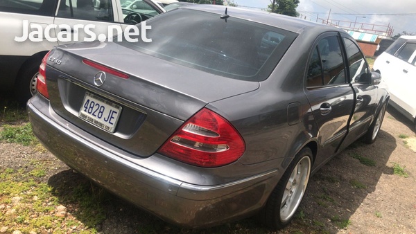 Mercedes-Benz E-Class 2,6L 2005-8