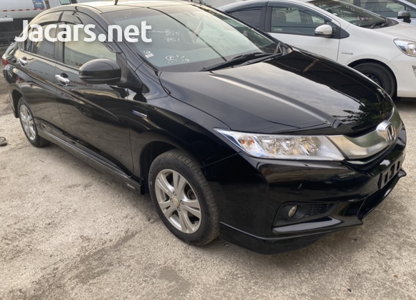 Honda Grace 1,5L 2015-7