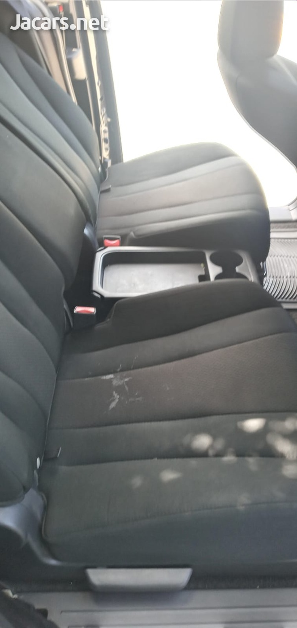 Mazda Premacy 1,3L 2014-3