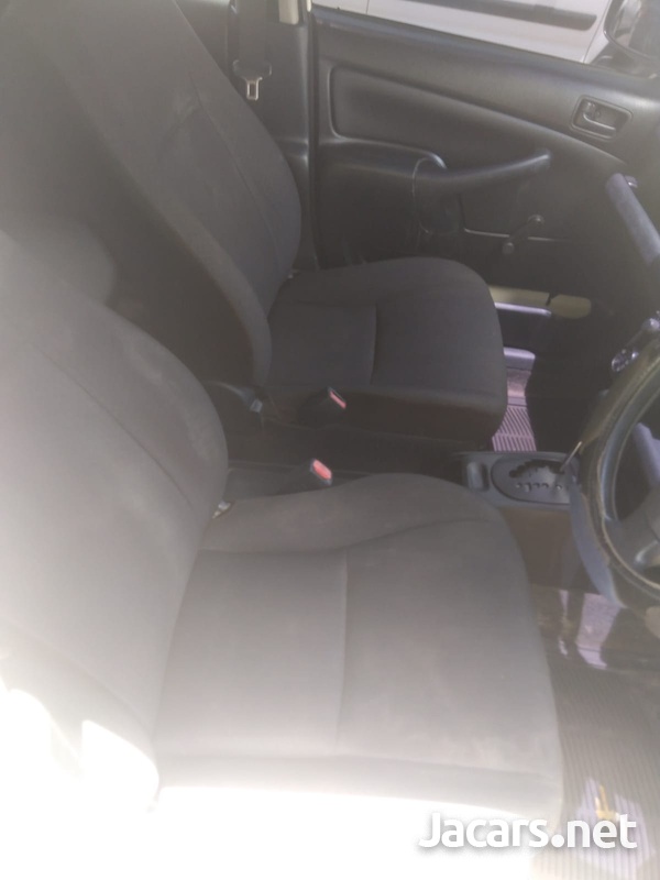 Toyota Probox 1,5L 2016-4