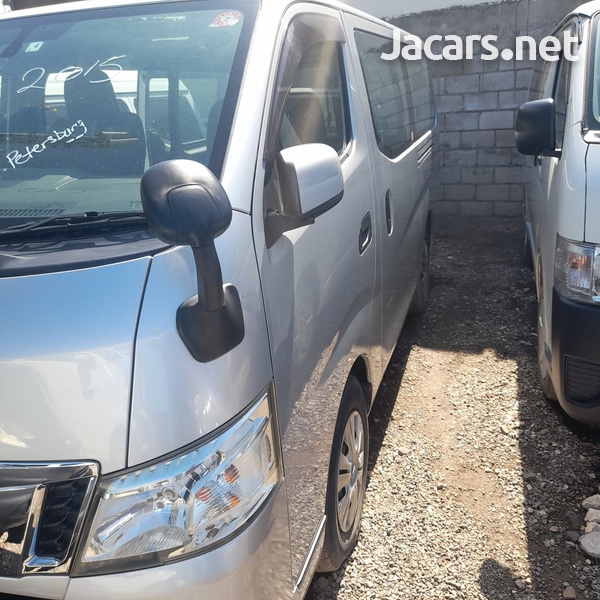Nissan Caravan 2,0L 2015-6
