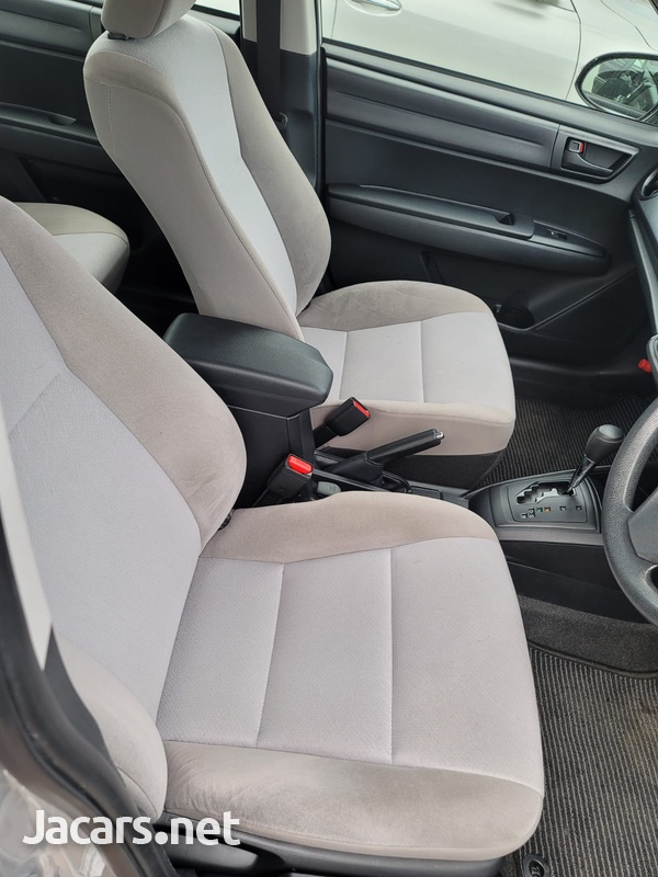 Toyota Axio 1,5L 2016-8