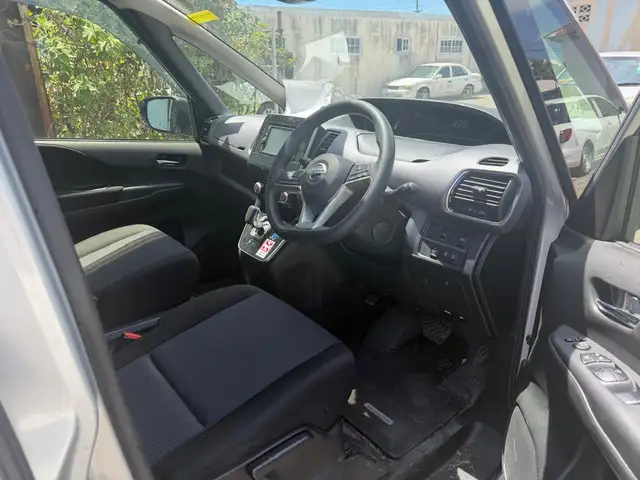 Nissan Serena 1,2L 2020, Kingston - 6