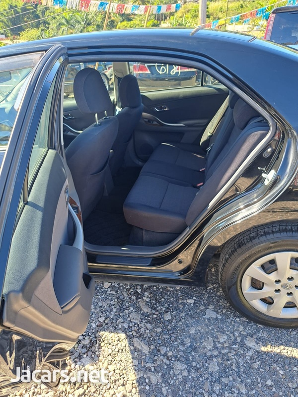 Toyota Allion 2,0L 2013-7