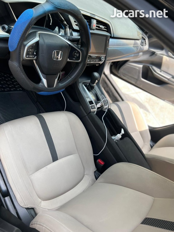 Honda Civic 2,0L 2016-7
