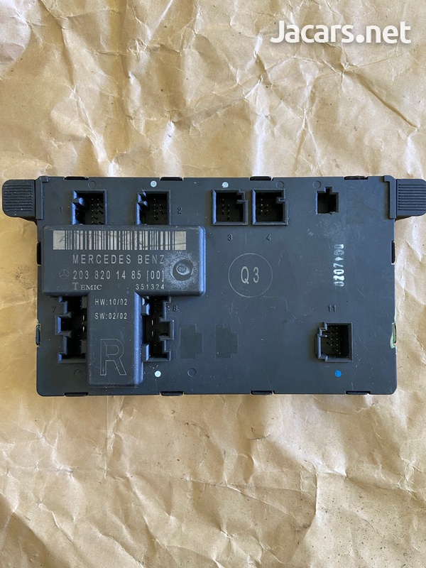 MERCEDES-BENZ DOOR CONTROL MODULE