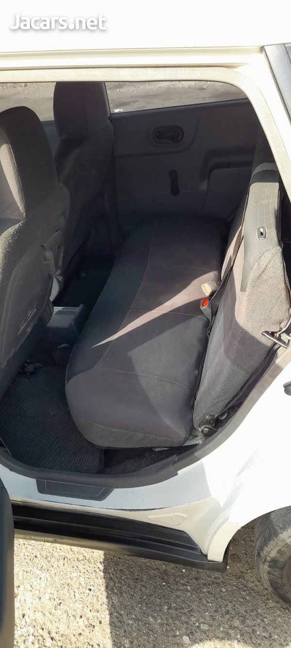 Nissan AD Wagon 1,5L 2012-9