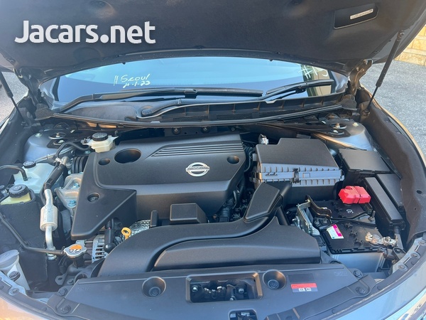 Nissan Teana 2,5L 2016-7