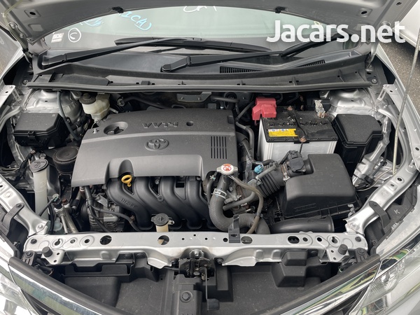 Toyota Fielder 1,5L 2017-12