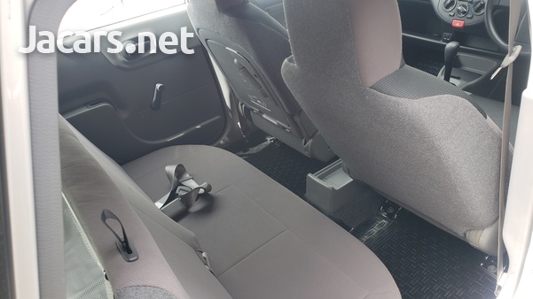 Nissan AD Wagon 1,5L 2016-7