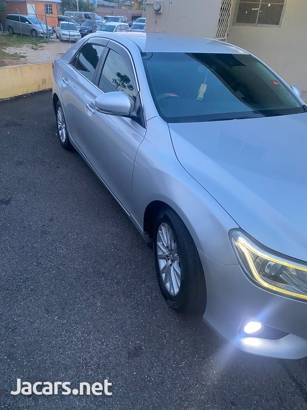 Toyota Mark X 2,5L 2014-6