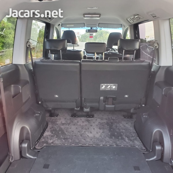 Honda Stepwgn Spada 2,0L 2013-14