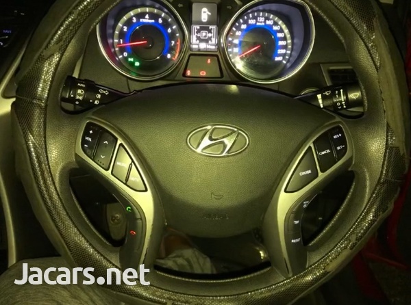 Hyundai Elantra 1,8L 2015-15