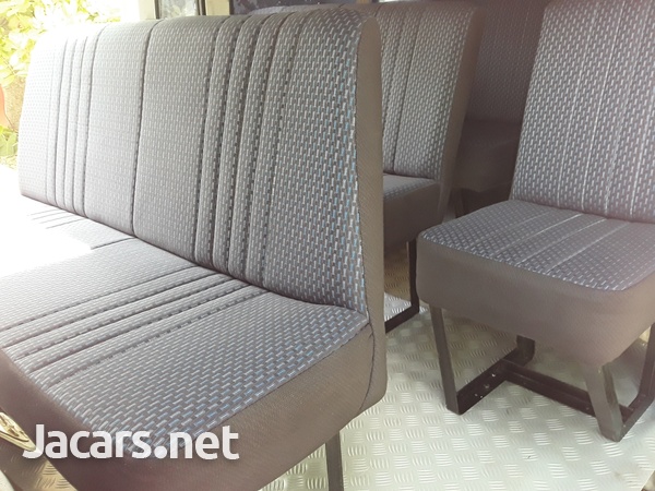 HEADLEYS BUS SEATS FOR TOYOTA HIACE AND NISSAN CARRAVAN.876 3621268.-1
