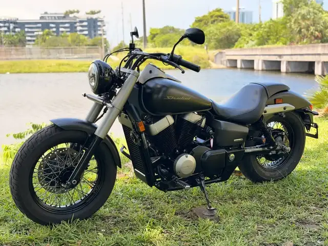 2012 Honda Shadow Phantom, Saint Catherine