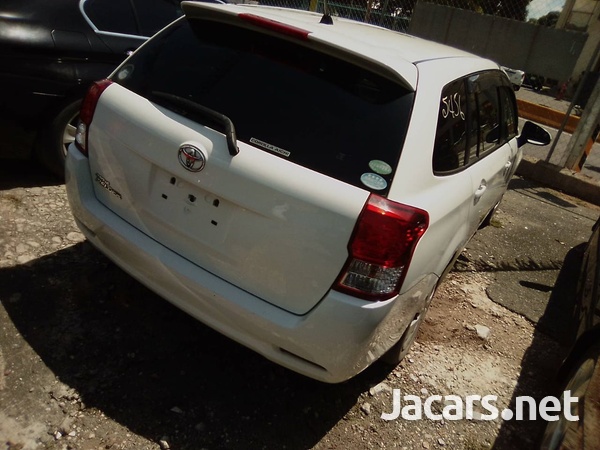 Toyota Fielder 1,5L 2013-5