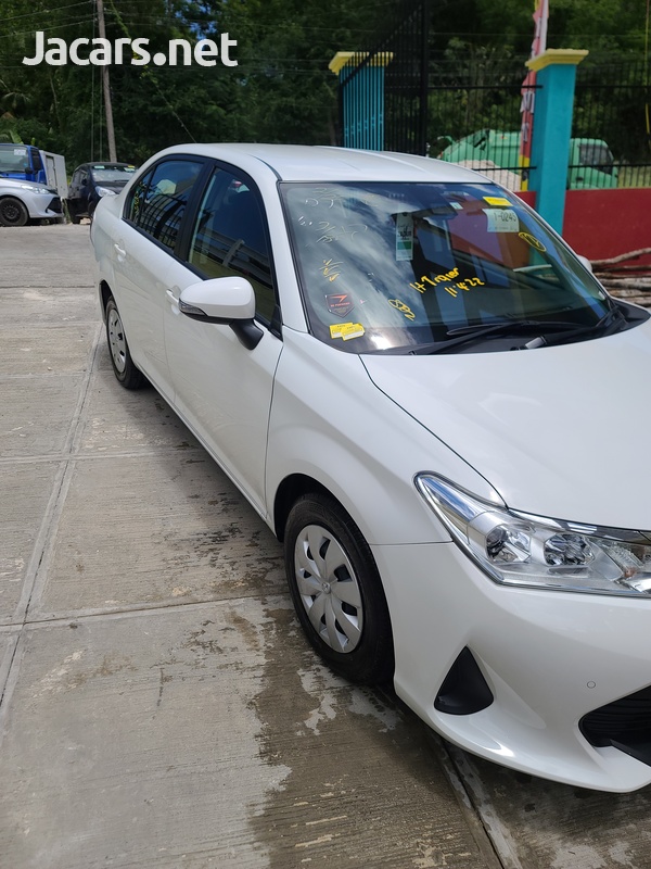Toyota Axio 1,5L 2019-3