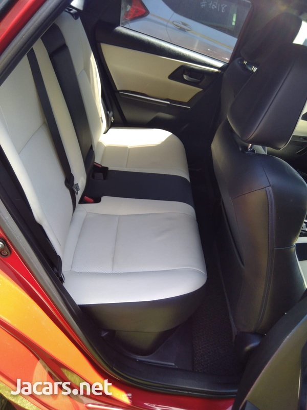 Toyota AURIS 1,5L 2017-7