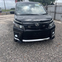 Toyota Voxy 2,0L 2014 Toyota Voxy 2,0L 2014