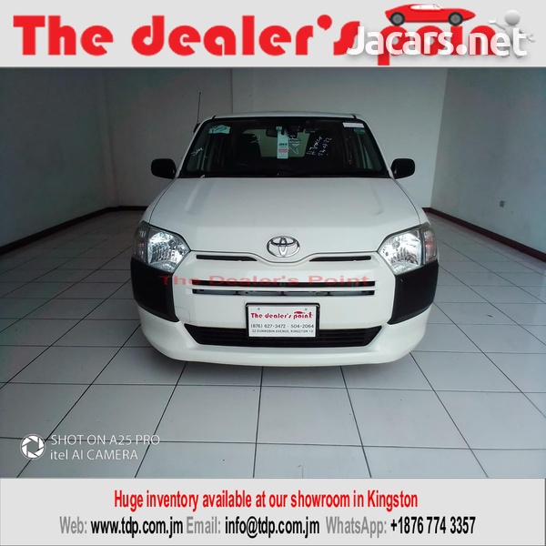 Toyota Probox 1,5L 2017-1