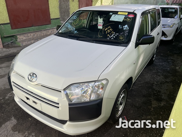 Toyota Probox 1,5L 2017-7