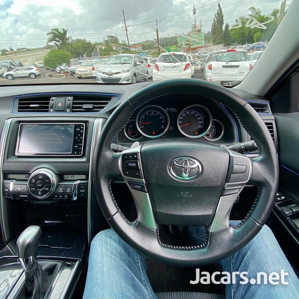 Toyota Mark X 2,5L 2016-7