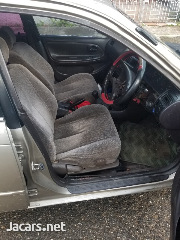 Toyota Corolla 1,5L 1995-4