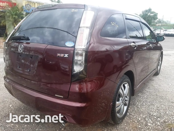 Honda Stream 2,0L 2013-7