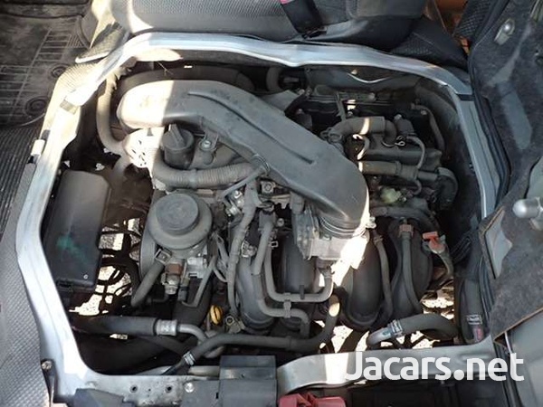 Toyota Hiace 2,0L 2012-5
