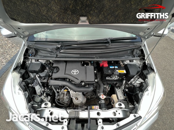 Toyota Vitz 1,0L 2017-8