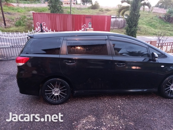 Toyota Wish 1,8L 2011-13