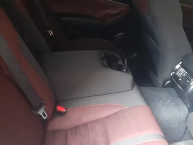 Toyota Crown Athlete 2,0L 2016, Saint Catherine - 6