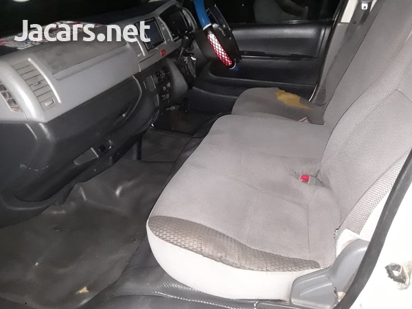 Toyota Hiace 3,0L 2009-3