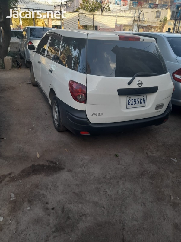 Nissan AD Wagon 1,5L 2011-3