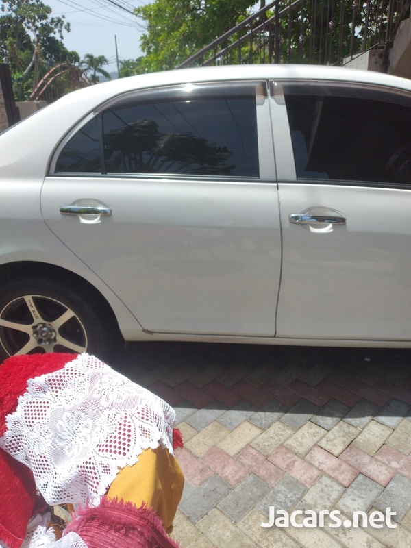 Toyota Axio 1,5L 2012-4
