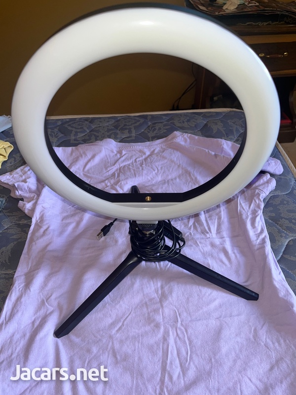 Ring Light-1