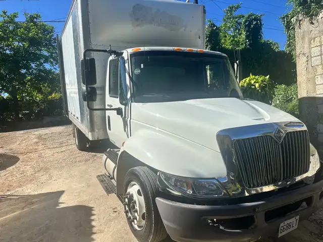 2019 International 4300, Saint Catherine