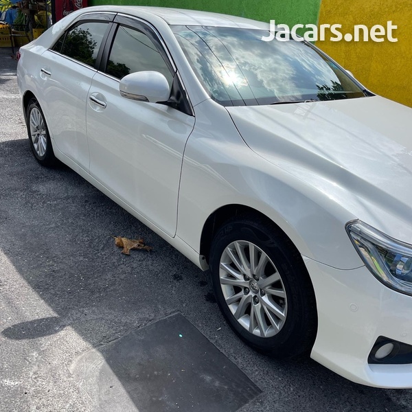 Toyota Mark X 2,5L 2015-8