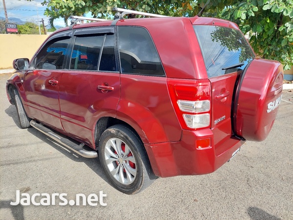 Suzuki Vitara 2,0L 2007-4