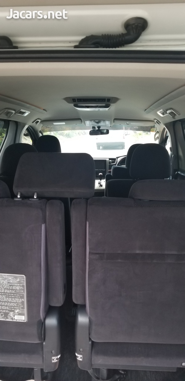 2011 Toyota Alphard-7