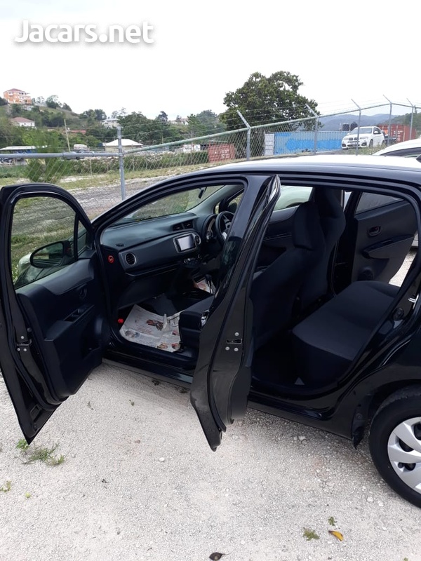 Toyota Vitz 1,3L 2013-2
