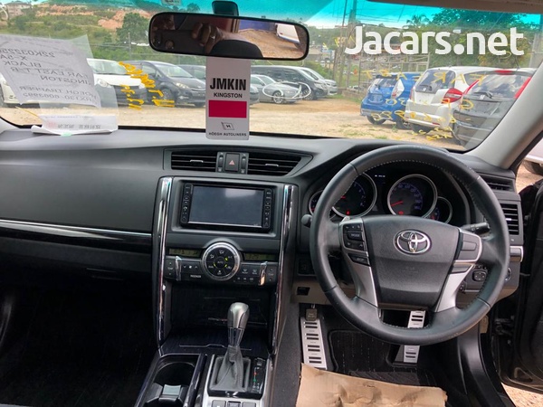 Toyota Mark X 2,5L 2013-11