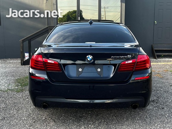 BMW 5-Series 3,0L 2013-3